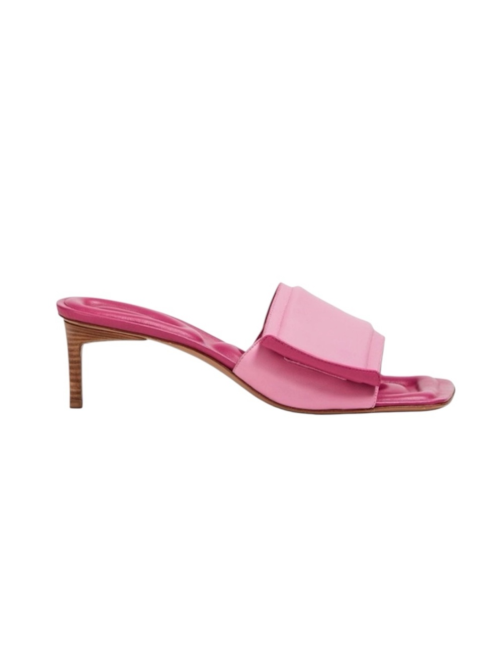 JACQUEMUS
Piscine padded leather mules